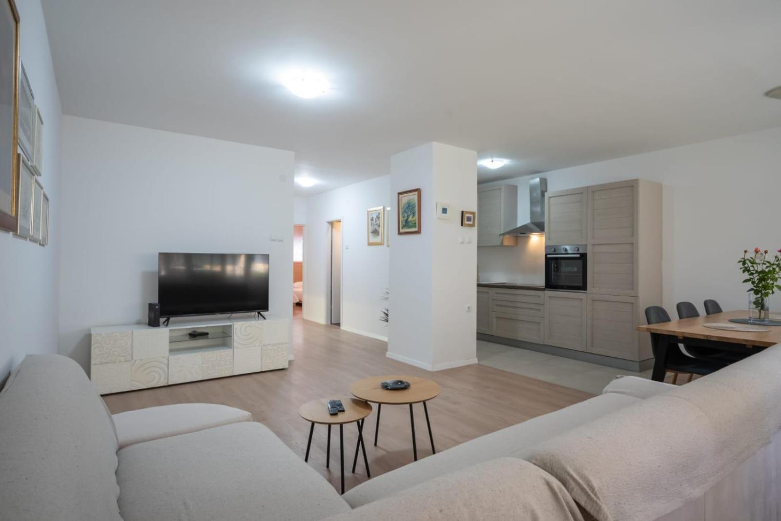 Apartman Mirjana Apartment Split Ngoại thất bức ảnh